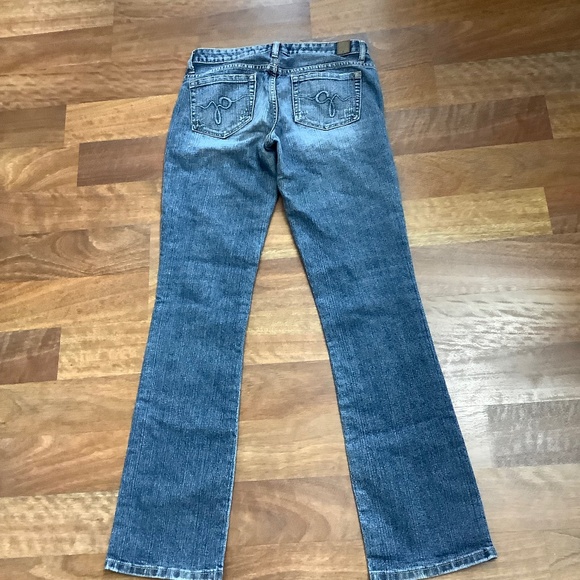 Guess Bluejeans waist 29-ish. Measurements in Photos - Picture 1 of 10